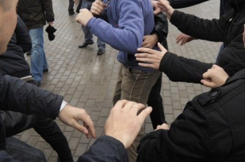 Армяне извинились перед азербайджанцами после массовой драки