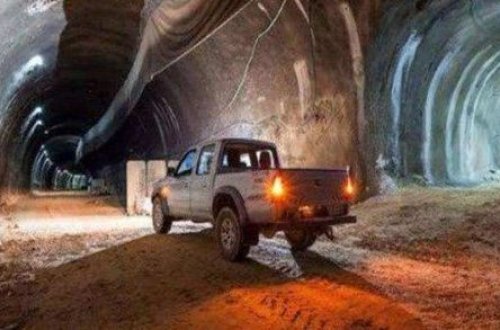 Terrorçuların yeraltı şəhəri: Hərbi qərargah, silah-sursat anbarları, istirahət otaqları... - VİDEO