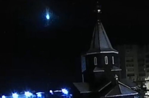 Meteorit əvvəl səmanı işıqlandırdı, ardınca isə... - VİDEO