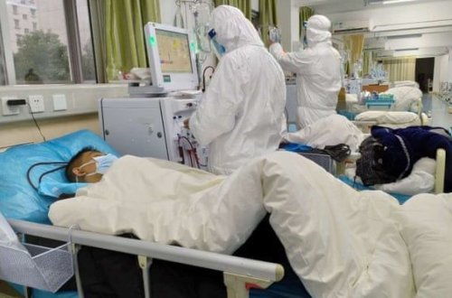 Число погибших от коронавируса в Китае достигло 2345