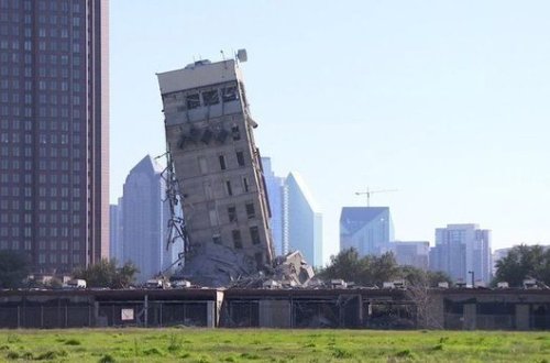 Uğursuz partlayış şəhərə turizm möcüzəsi bəxş etdi - FOTO