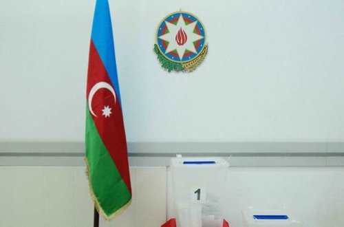 В Азербайджане более чем на 100 участках отменены итоги голосования на выборах в ММ