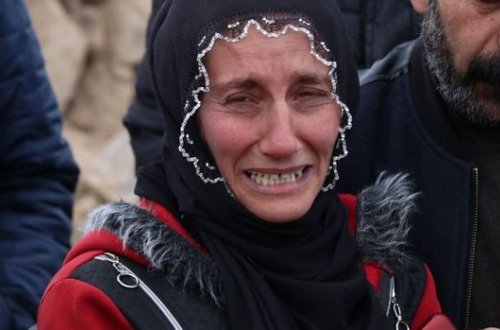 Ana paltar asmağa çıxdı, bütün ailəsi məhv oldu - FOTO