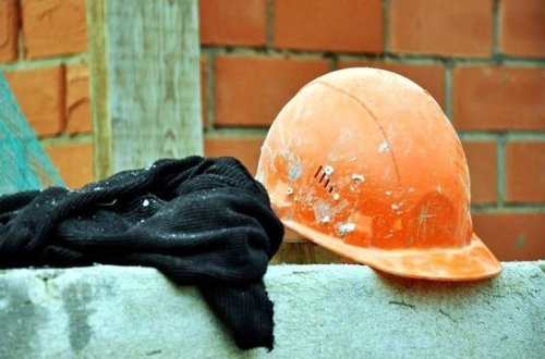 В Баку трагически погиб рабочий