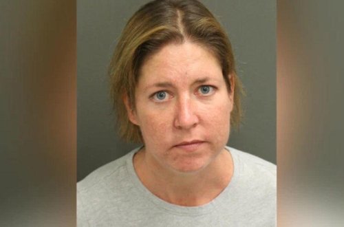 Çemodana girən 42 yaşlı kişi boğulub öldü - Gizlənqaç oynayırmış - FOTO