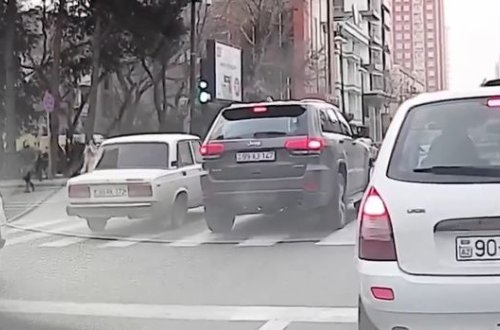 Bakıda baş verən ağır qəzanın görüntüləri - ANBAAN VİDEO