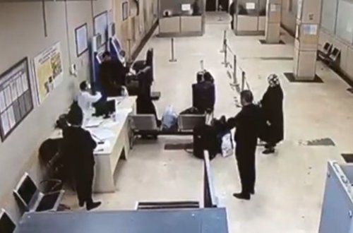 Koronavirusa yoluxan şəxs Azərbaycan gömrüyündə belə yoxlanılıb - VİDEO