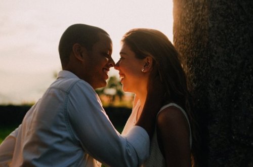 Gecədi... və artıq seks vaxtıdı. Stop!