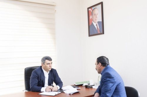 Kənd Təsərrüfatı naziri İnam Kərimov Ucarda vətəndaşları qəbul edib