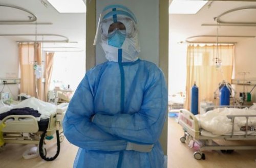 Gürcüstanda koronaviruslu şəxs səhvən xəstəxanadan buraxıldı - VİDEO