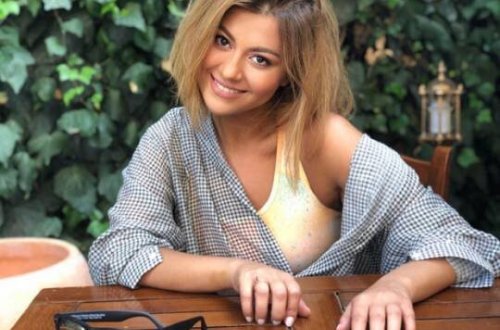Ayaqlarının şəklini paylaşan İlqarəni BİABIR ETDİLƏR - FOTO