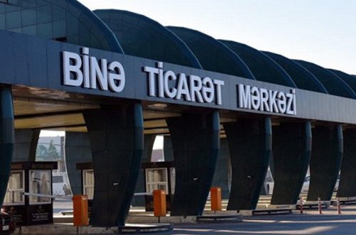 “Binə” ticarət mərkəzini su basıb