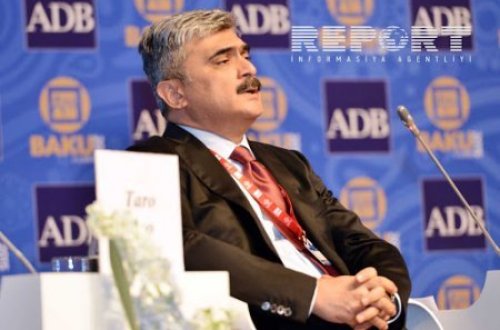 Samir Şərifovun kürsüsü çoxmu rahatdır?..