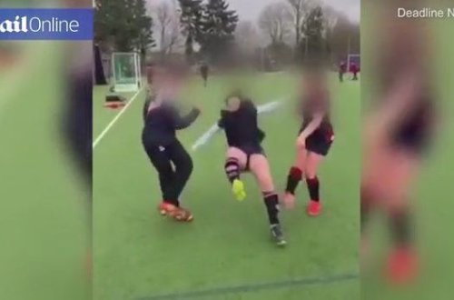 Школьница повредила позвоночник, выполняя опасный TikTok-челлендж - ВИДЕО