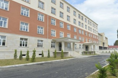 Azərbaycanda universitetdə xlorla dezinfeksiya: “İşçilər az qala boğulacaq”