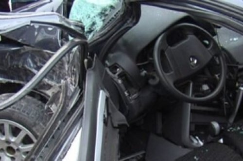 Dəfn mərasimindən qayıdan deputat qəzaya düşdü - FOTO