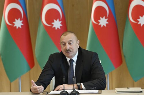 Prezident Rusiyanın Rostov vilayətinin qubernatoru ilə görüşdü