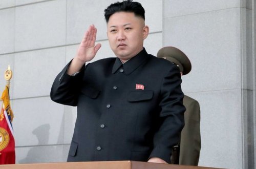 Kim Çen In koronavirusa meydan oxudu - FOTO