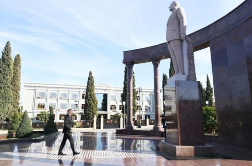 İlham Əliyev Şəmkirdə - FOTO