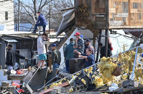 Число жертв торнадо на востоке США выросло до 25