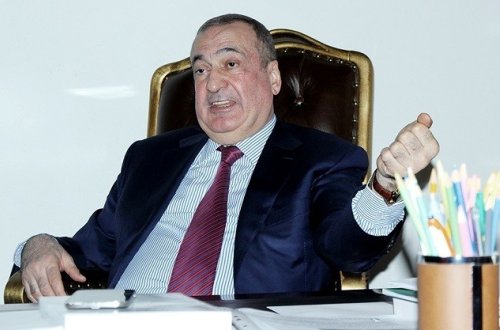 Eldar Quliyevin elmi fəaliyyətində “qaranlıq” məqamlar… - O, müxtəlif sahələrə aid bir belə kitabı necə yazıb?