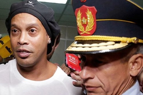Ronaldinyo həbs olundu