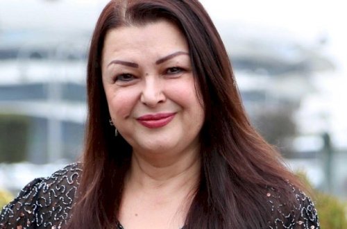 “Məşhurluq məni bədbəxt elədi” – Firəngiz Mütəllimova