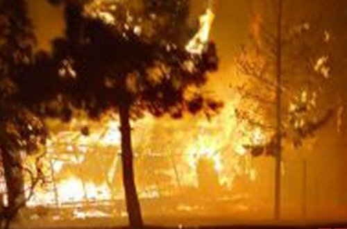 Mingəçevirdə məcburi köçkünlərin yaşadığı bina yandı - VİDEO