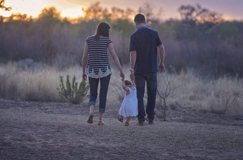 Narkotik bir ailəni belə məhv etdi — Ərlə arvadın DƏHŞƏTLİ intiharı - VİDEO