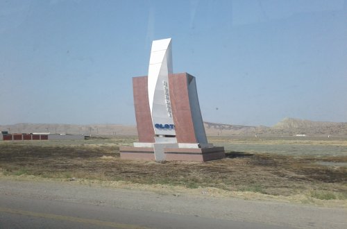 Zülmətə bürünən Ələt qəsəbəsinin küçə işıqları niyə yandırılmır? — FOTO