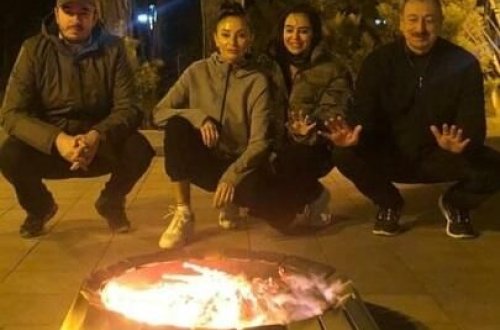 İlham Əliyev ailəsi ilə birgə tonqal başında - FOTO