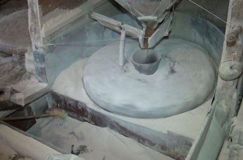 İki əsrlik su dəyirmanı - VİDEO