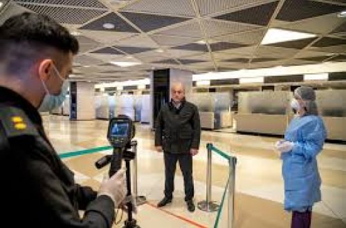 Qaydalar açıqlandı - İlk 14 gün evdə keçirilməlidir - VİDEO