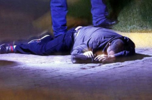 Şirvanda oğul atasını yumruqla öldürüb - VİDEO