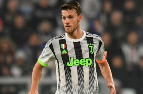 Dünya ulduzu koronavirusa yoluxdu