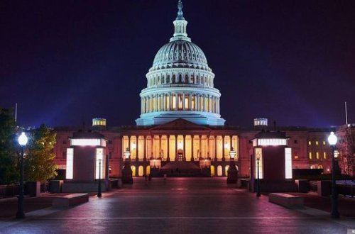 В столице США объявили режим ЧС из-за коронавируса