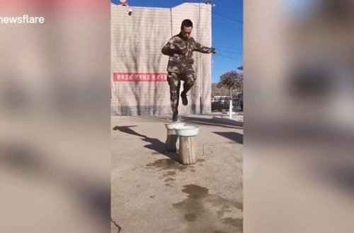 Çində polis suyun üzərində qaçmağı bacardı – VİDEO