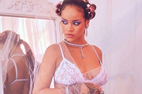 Rihanna dizayn etdiyi yeni alt paltarlarını nümayiş etdirdi - FOTO