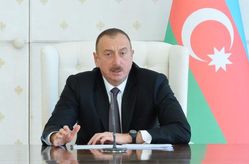 Prezident sədri işdən çıxardı (SƏRƏNCAM)