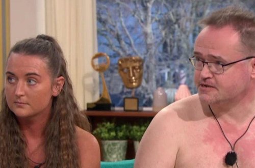 Səhər verilişində biabırçılıq - Qonaqlar efirə lüt gəldi - FOTO