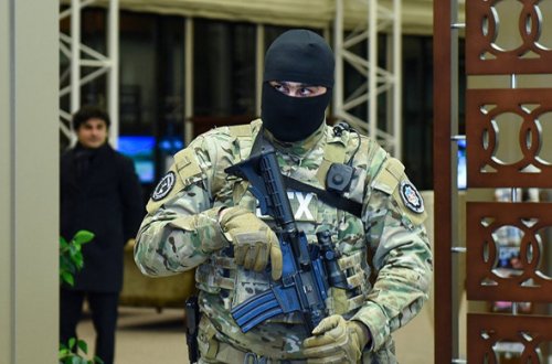 DTX əməliyyat keçirdi - Qanunsuz valyuta mübadiləsi aparanlar ələ keçdi