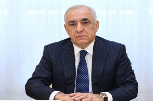 Baş nazirdən tapşırıq: Bu şəxslərin işləməyi qadağan edilsin!