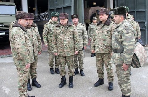Руководство Минобороны Азербайджана посещает воинские части в прифронтовой зоне - ФОТО/ВИДЕО