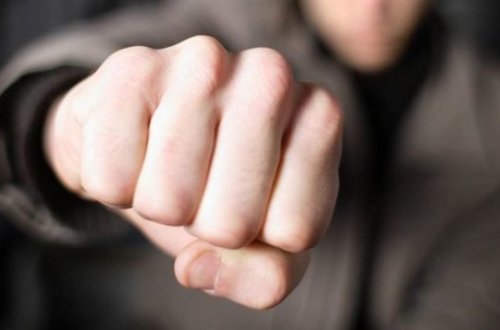 В Кюрдамире жестоко избили мужчину