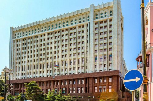 Prezident Administrasiyasının rəhbər şəxsləri bir aylıq əməkhaqlarını Koronavirusla Mübarizəyə Dəstək Fonduna köçürüblər