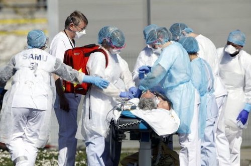 Alimlərdən şok açıqlama: “İnsan ölsə də, koronavirus meyitdə yaşayır”