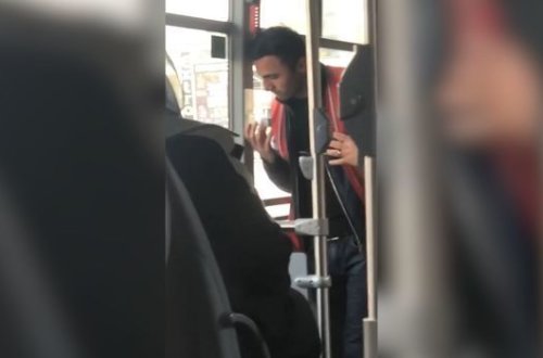 В автобусах дозаторы вместо дезраствора наполнены водой? - ВИДЕО