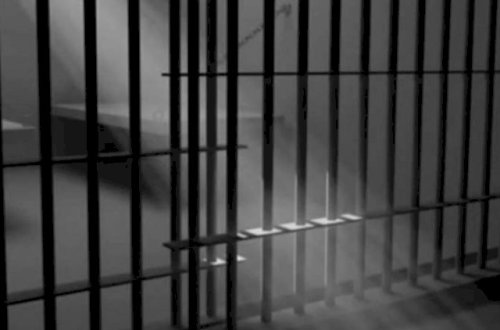 İranda 100 min dustaq evə buraxıldı