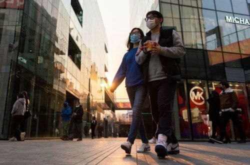 В Китае за сутки зафиксирована лишь одна смерть от коронавируса