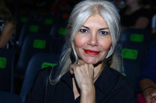 Nərgiz Cəlilova qızı və çinli kürəkəninin fotosunu paylaşdı